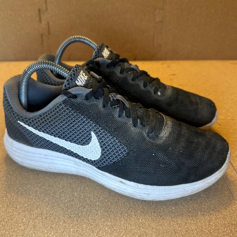 Nike Revolution 3 Womens Running Shoes Black Dark Grey 819303-001 Size 9